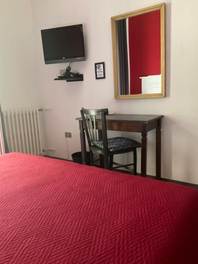 384 Guesthouse Rooms & Suite エンナ エクステリア 写真